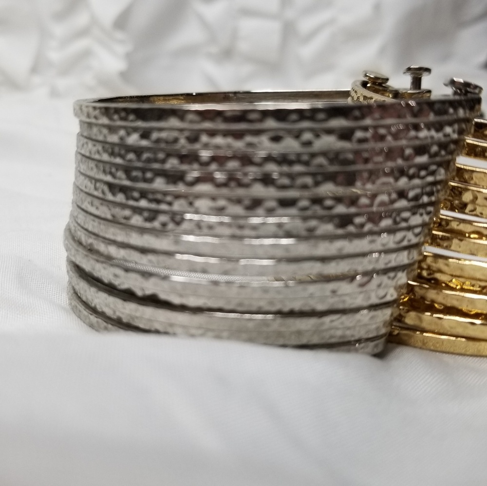Bangle - Picture 2 of 5